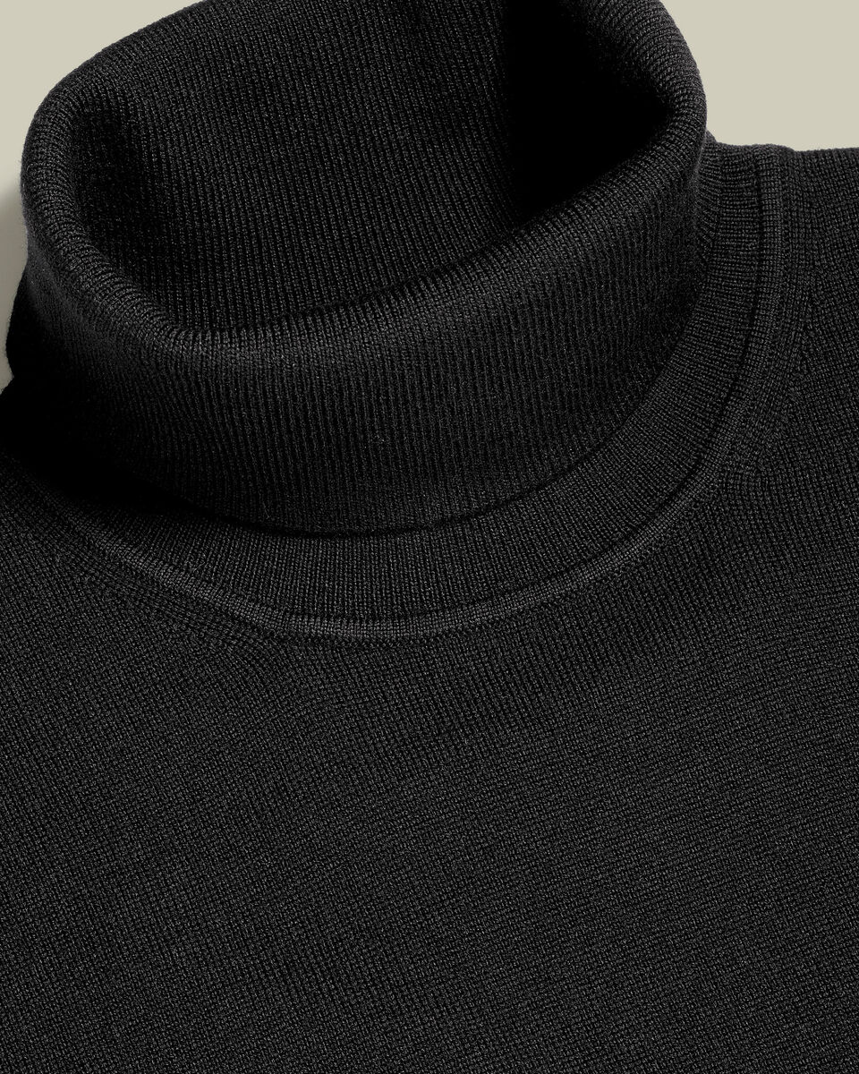 Pure Merino Turtleneck Sweater - Black