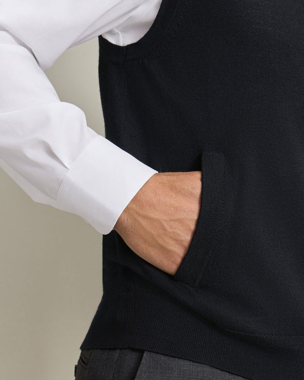 Pure Merino Zip Vest - Black