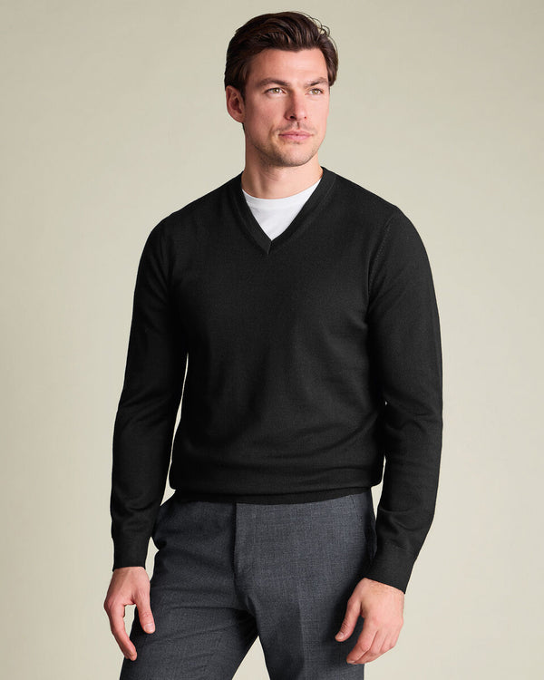 Pure Merino V-Neck Sweater - Black