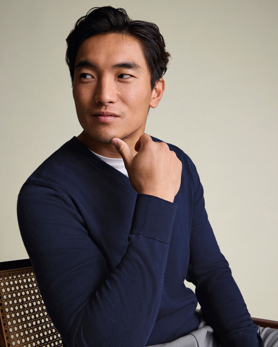 Pure Merino V-Neck Sweater - Navy
