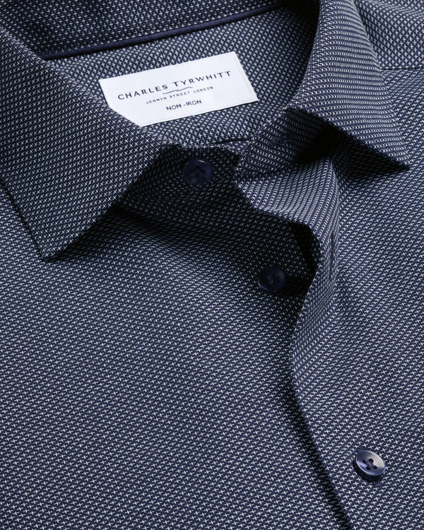 Non-Iron Stretch Texture Shirt – Navy