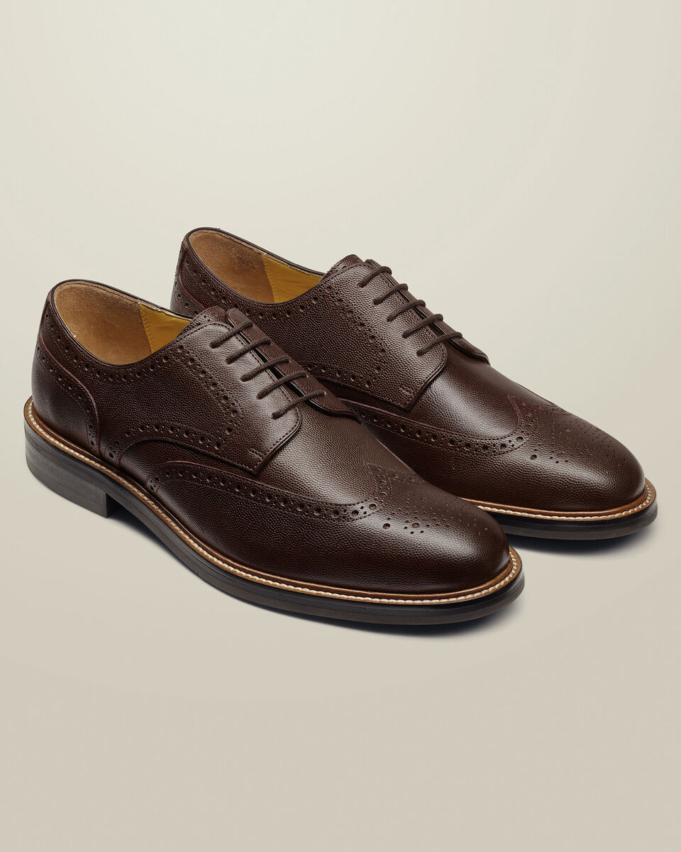 Grain Leather Rubber Sole Derby Brogue Shoes - Chestnut Brown