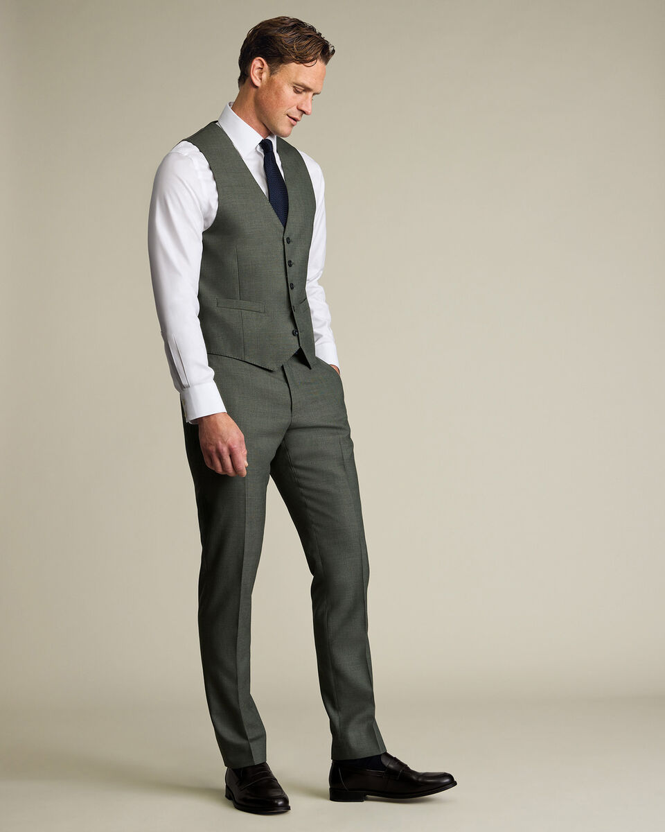 Ultimate Performance Sharkskin Vest – Sage Green