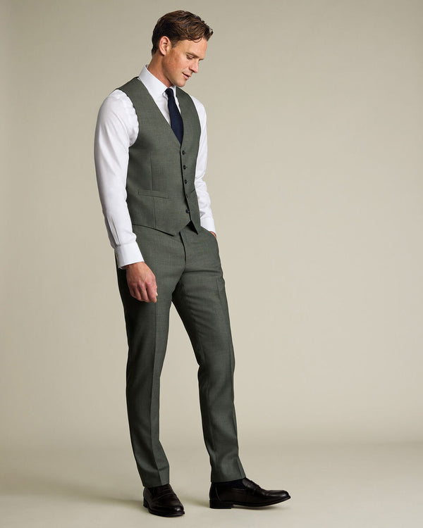 Ultimate Performance Sharkskin Vest – Sage Green