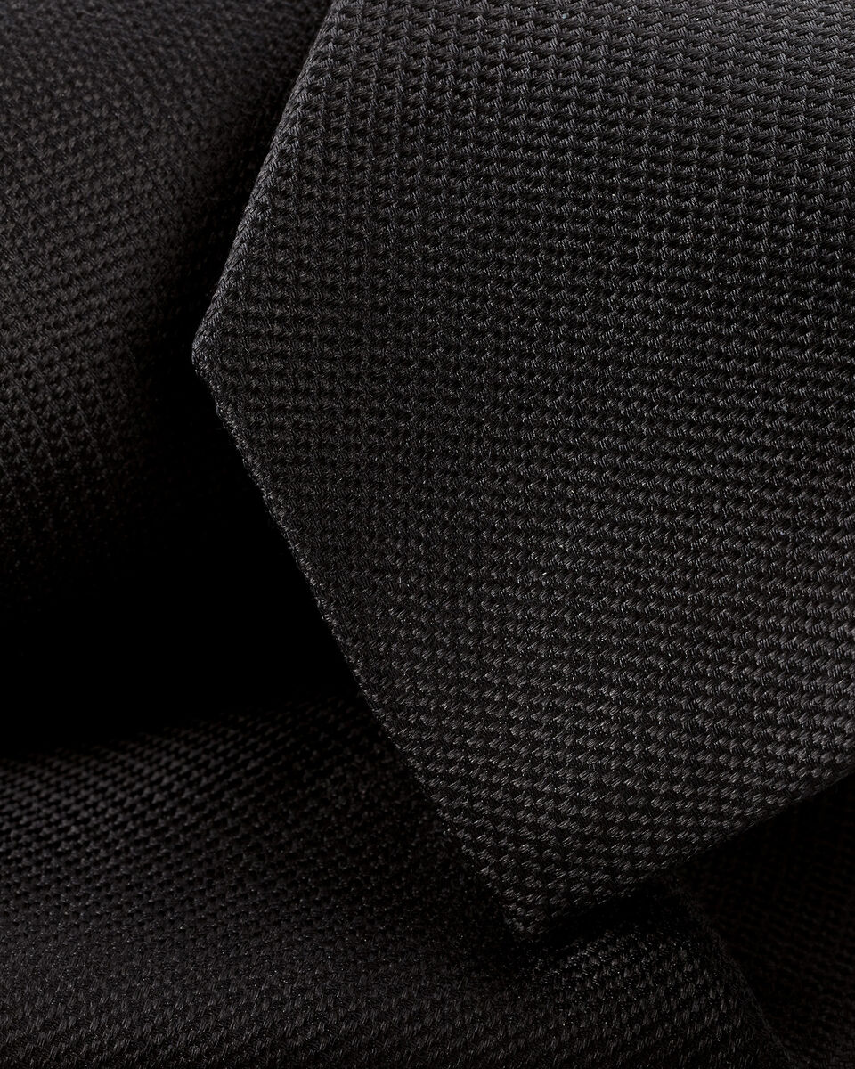 Silk Textured Slim Tie - Black