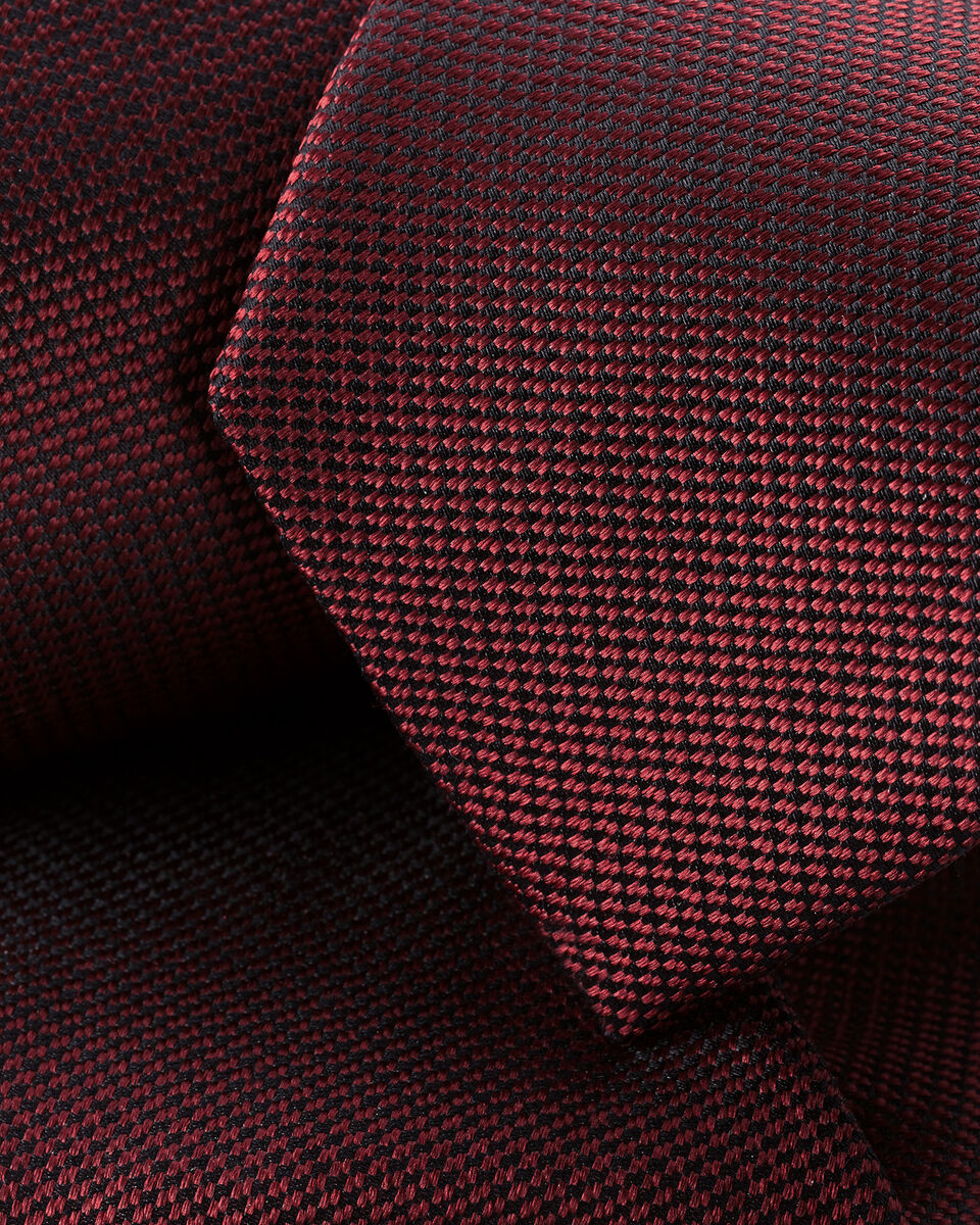 Silk Textured Slim Tie - Red Secondary image