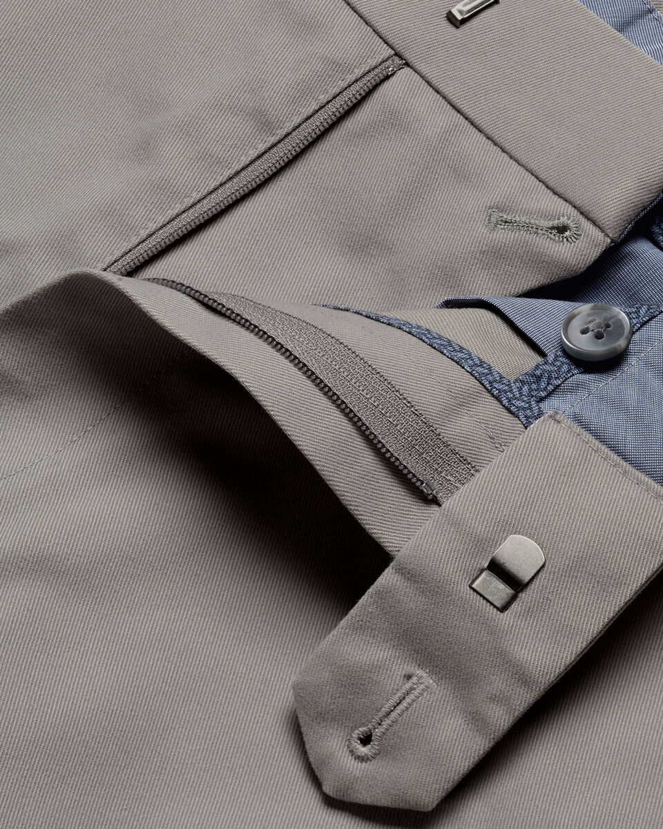 Ultimate Non-Iron Chinos - Light Gray